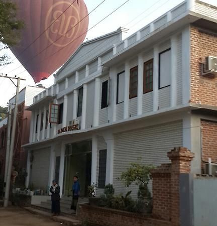 Golden Rose Guest House Old Bagan Bagian luar foto